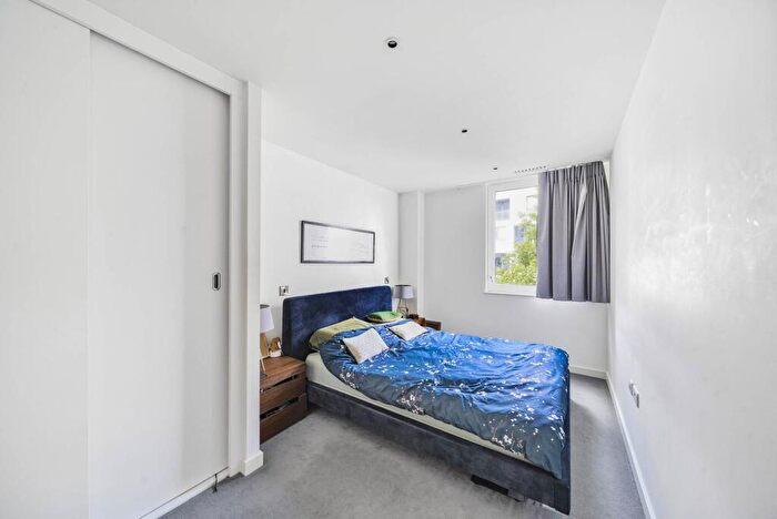 2 Bedroom Flat For Sale In Dara House, Colindale, London, NW9