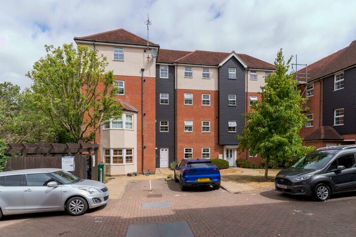 2 Bedroom Apartment To Rent In Dearlove Place, Bishops Stortford, Herts, CM23