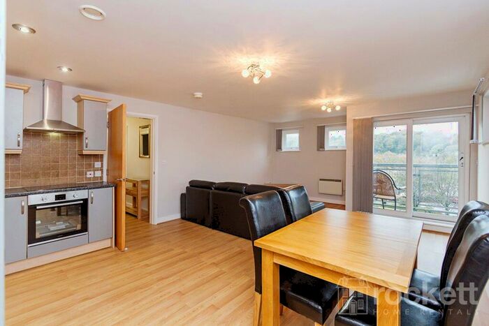 2 Bedroom Apartment To Rent In Windsor Court, London Road, Newcastle Under Lyme, Staffordshire, ST5