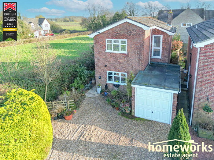 3 Bedroom Detached House For Sale In Richard Haggard Close, Shipdham, IP25