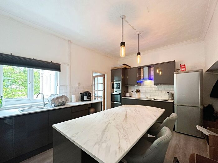 3 Bedroom Terraced House To Rent In Isherwood Street, Blackburn, BB2