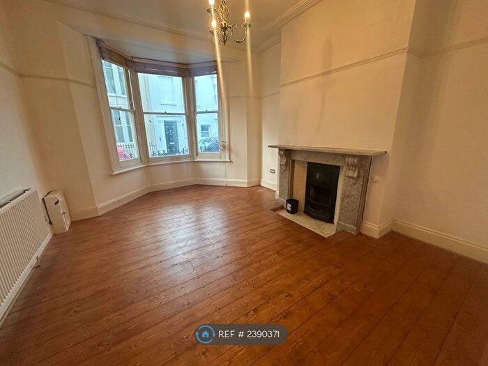 1 Bedroom Flat To Rent In Atlingworth Mansions, Brighton, BN2