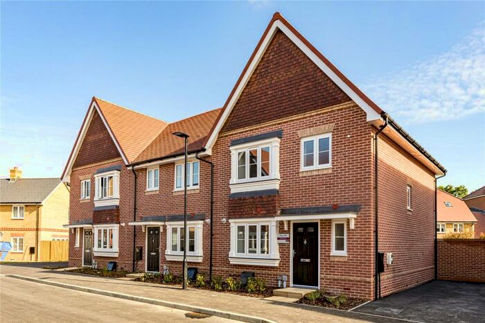 3 Bedroom Terraced House To Rent In Keywood Drive, Hersham, Walton-on-Thames, Surrey, KT12