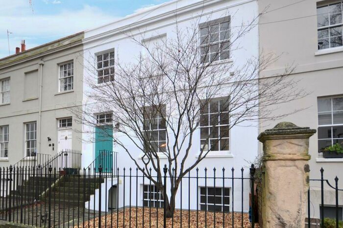 1 Bedroom Apartment To Rent In Gratton Road, Leckhampton, Cheltenham, GL50