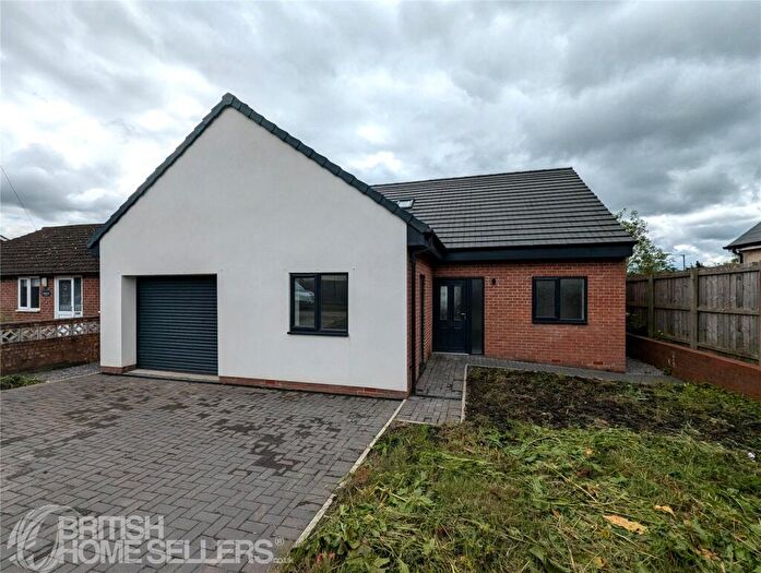 4 Bedroom Bungalow For Sale In Lowland Road, Brandon, Durham, DH7