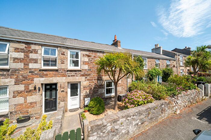 2 Bedroom Cottage For Sale In Rose Row, Redruth, Cornwall, TR15