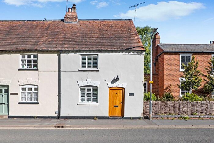 2 Bedroom End Of Terrace House For Sale In Abbey Cottage, Church Row, Pershore, Worcestershire., WR10