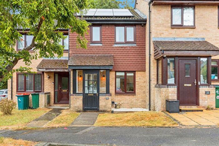 2 Bedroom Terraced House For Sale In Chaldon Road, Crawley, RH11