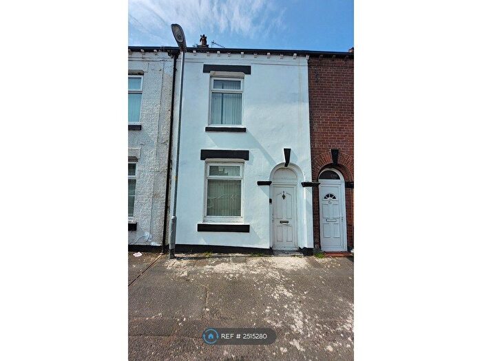 2 Bedroom Terraced House To Rent In Kelverlow Street, Oldham, OL4