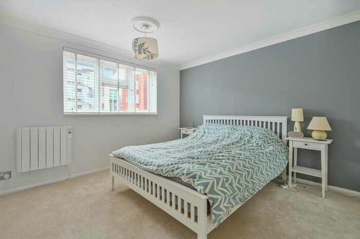 1 Bedroom Flat To Rent In Onslow Street, Guildford, GU1