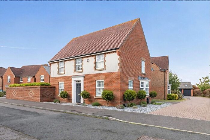 4 Bedroom Detached House For Sale In Bridger Close, Felpham, PO22