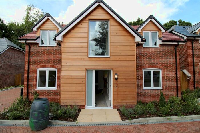 4 Bedroom Detached House To Rent In Maurys Lane, West Wellow, Romsey, SO51