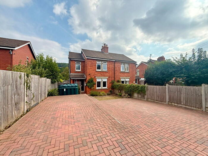 3 Bedroom Semi-Detached House For Sale In Church Road, Longhope, GL17