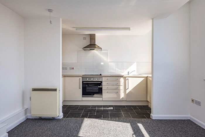 1 Bedroom Apartment To Rent In Trivett Square, Nottingham, Nottinghamshire, NG1