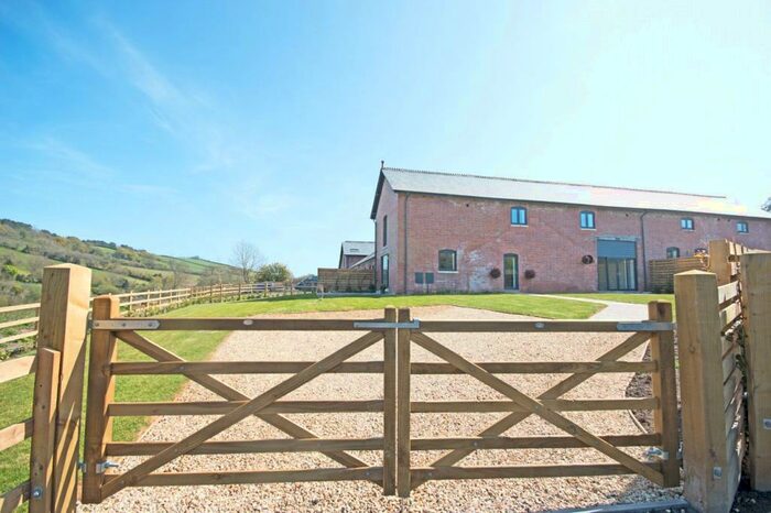 4 Bedroom Barn Conversion To Rent In Ashcombe Road, Higher Dawlish Water, Dawlish, EX7
