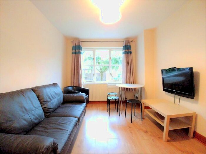 3 Bedroom Property To Rent In St. Lukes Court, Fairfield Road, Lancaster, LA1