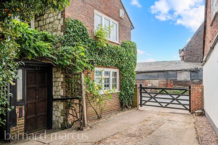 3 Bedroom Detached House For Sale In High Street, Bletchingley, Redhill, RH1