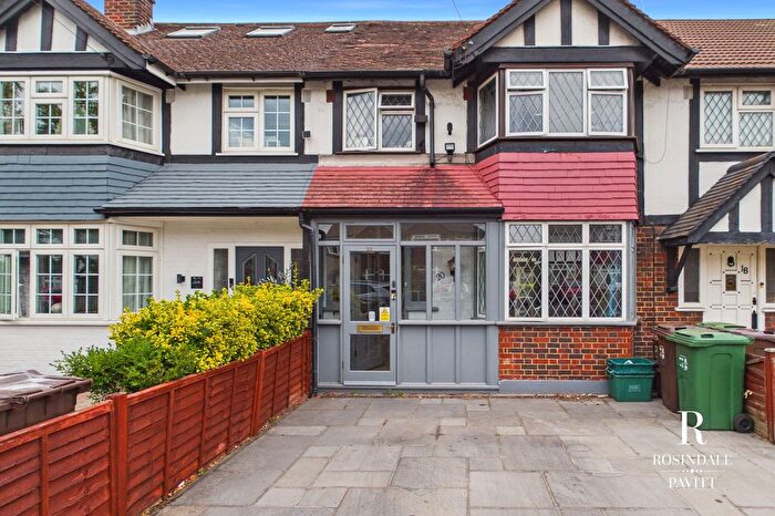 3 Bedroom Terraced House For Sale In Culvers Avenue, Carshalton, SM5