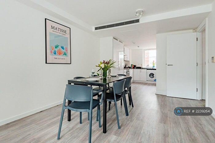 2 Bedroom Flat To Rent In Kentish Town Road, London, NW1