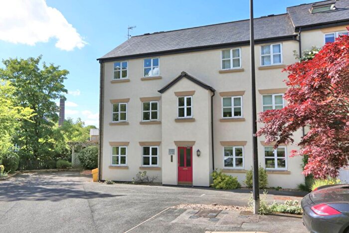 1 Bedroom Flat For Sale In Dyers Court, Bollington, SK10