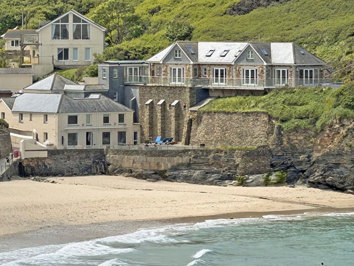 7 Bedroom Detached House For Sale In Smugglers Cove, Portreath, Cornwall, TR16