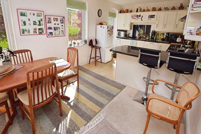 3 Bedroom Detached Bungalow For Sale In Cleve Lane, Exeter, EX4