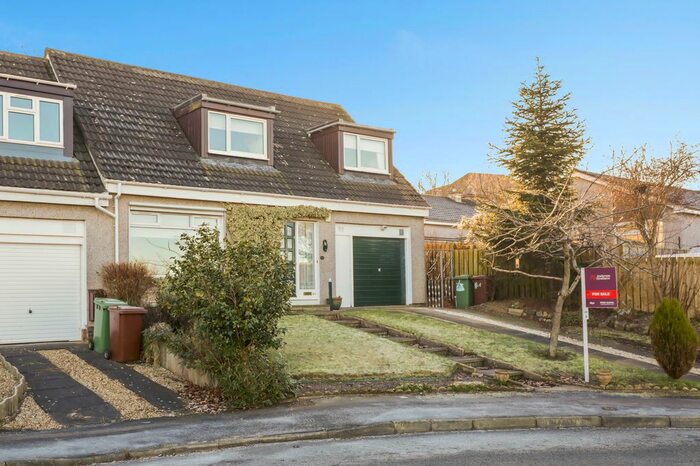 4 Bedroom End Of Terrace House For Sale In Lamberton Court, Pencaitland, EH34