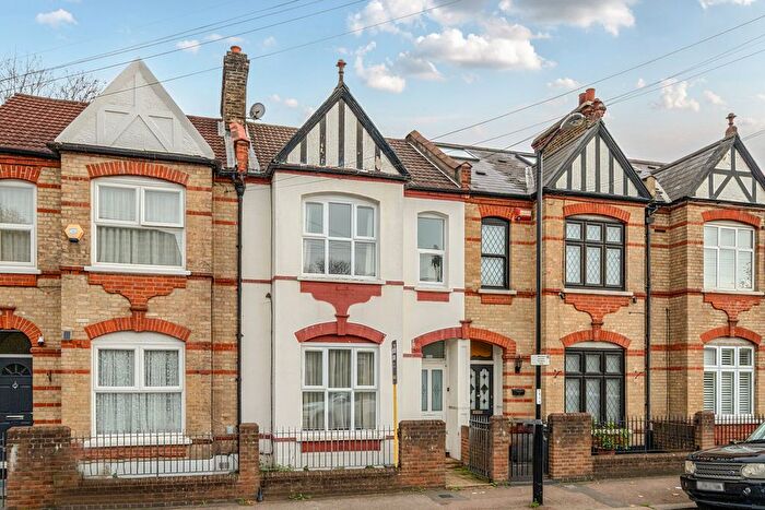 3 Bedroom Terraced House For Sale In Doggett Road, Catford, London, SE6