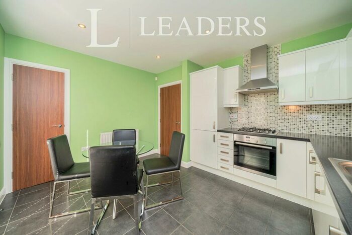 3 Bedroom Town House To Rent In Upton Grange, Chester, Cheshire, CH2