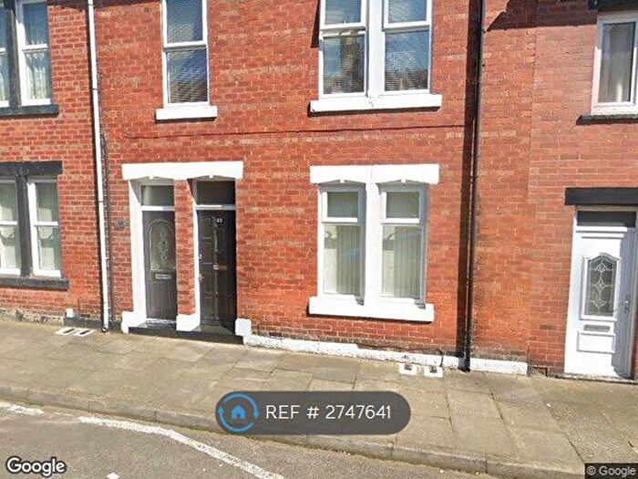 2 Bedroom Flat To Rent In Elsdon Terrace, North Shields, NE29