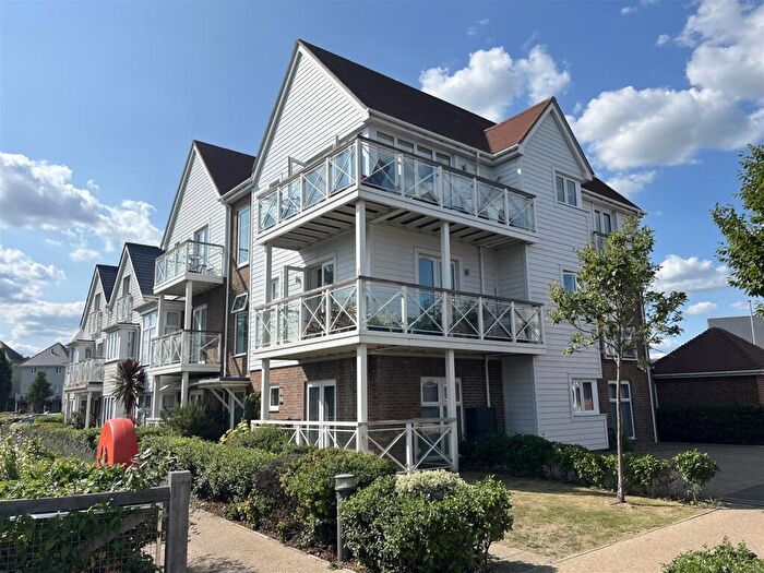 2 Bedroom Apartment To Rent In Wingate Close, Holborough Lakes, ME6