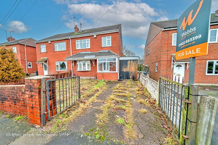 3 Bedroom Semi Detached House For Sale In Sneyd Hall Road, Walsall, Bloxwich, WS3