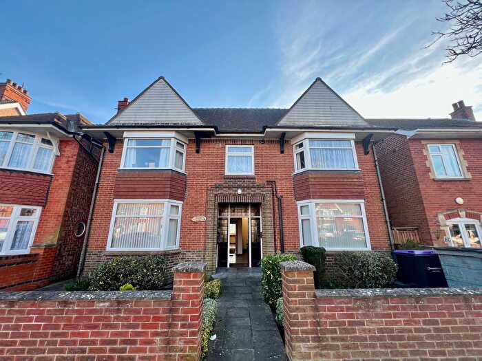 2 Bedroom Flat To Rent In Ida Road, Skegness, PE25