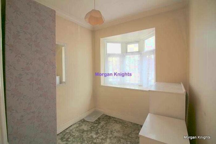 3 Bedroom Semi-Detached House To Rent In Carlton Road, Romford, RM2