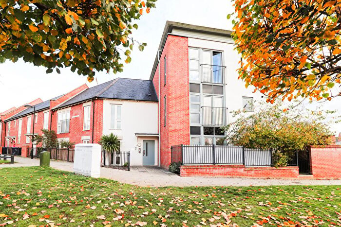 1 Bedroom Apartment For Sale In Knot Tiers Drive, Upton, Northampton, NN5