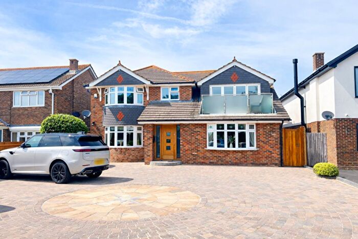 4 Bedroom Detached House For Sale In Fort Road, Alverstoke, Gosport, PO12