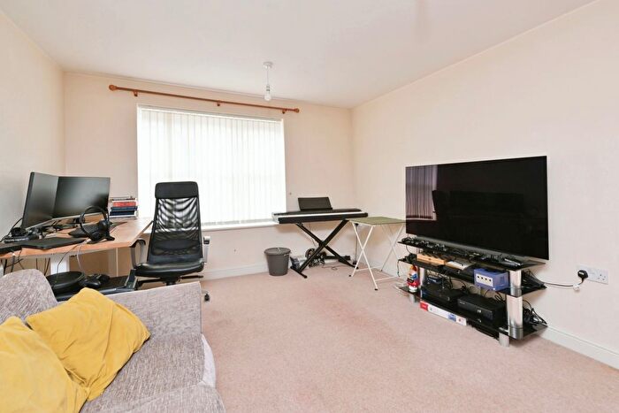1 Bedroom Flat For Sale In Braunston Close, Northampton, Northamptonshire, NN4