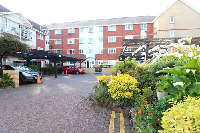 2 Bedroom Maisonette For Sale In Highmoor, Maritime Quarter, Swansea, SA1