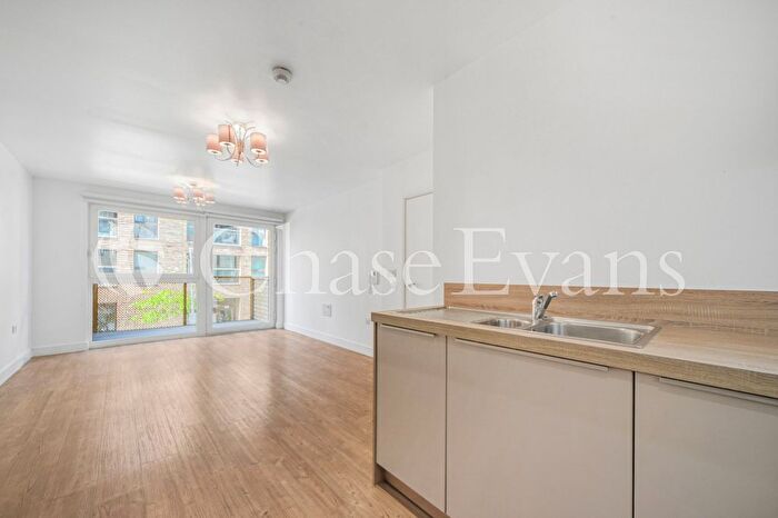 1 Bedroom Flat For Sale In Greenland Place, Pell Street, Surrey Quays, London, SE8