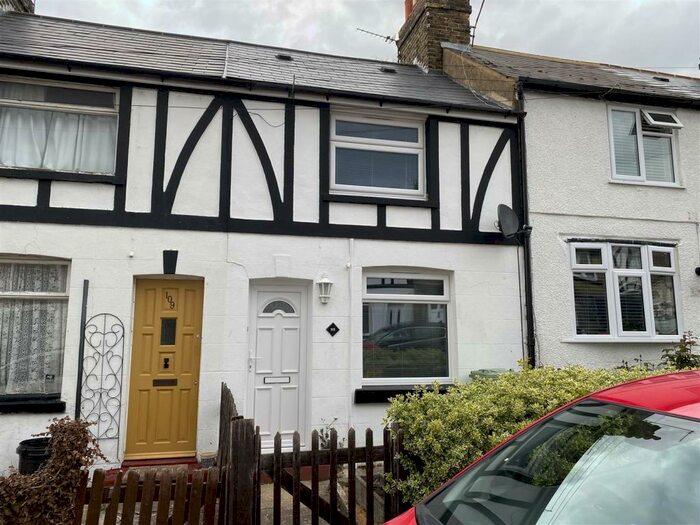 2 Bedroom Terraced House To Rent In New Road, South Darenth, Dartford, DA4