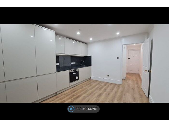 1 Bedroom Flat To Rent In Barnsbury Park, London, N1