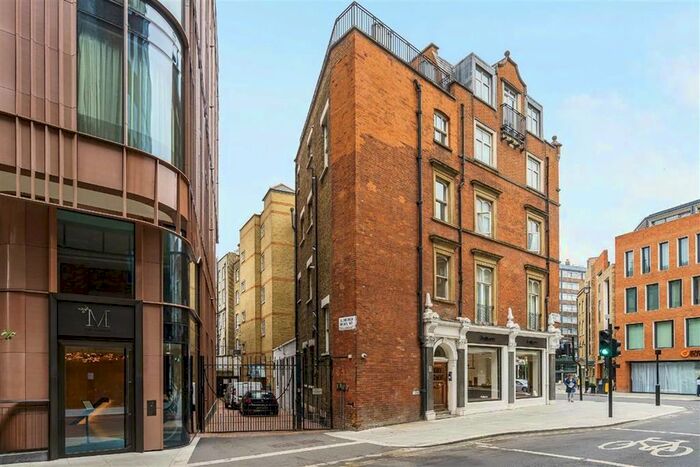 2 Bedroom Flat To Rent In Aldburgh Mews, London, W1U