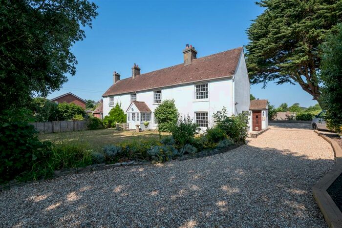 1 Bedroom Coach House To Rent In St. Marys Road, Hayling Island, PO11