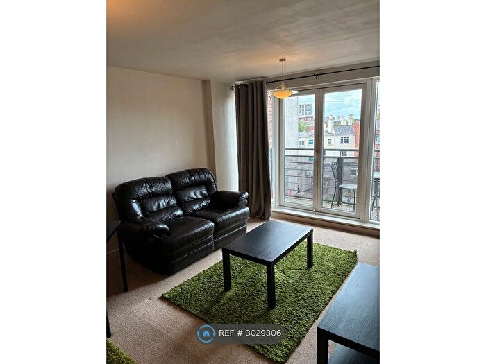 1 Bedroom Flat To Rent In Manor House Drive, Coventry, CV1
