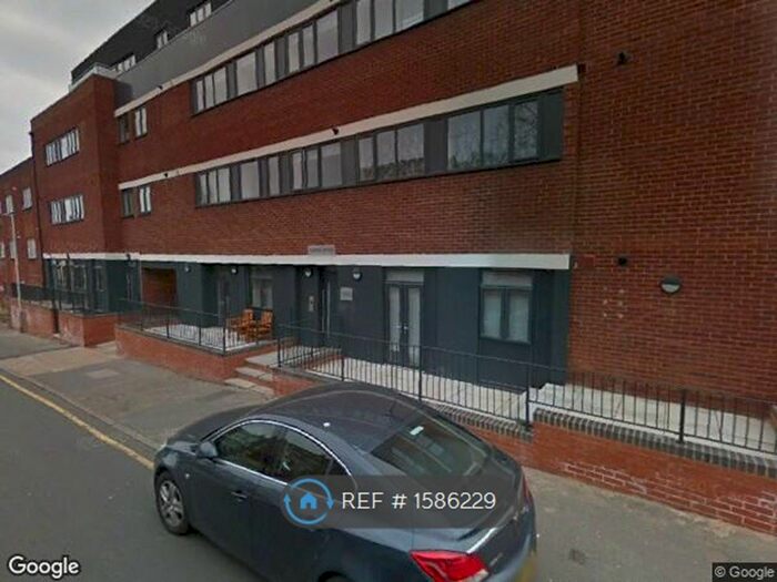1 Bedroom Flat To Rent In Napier House, Luton, LU1