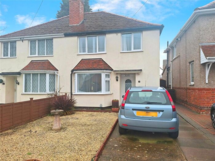 3 Bedroom Semi Detached House For Sale In Home Park Road, Nuneaton, Warwickshire, CV11