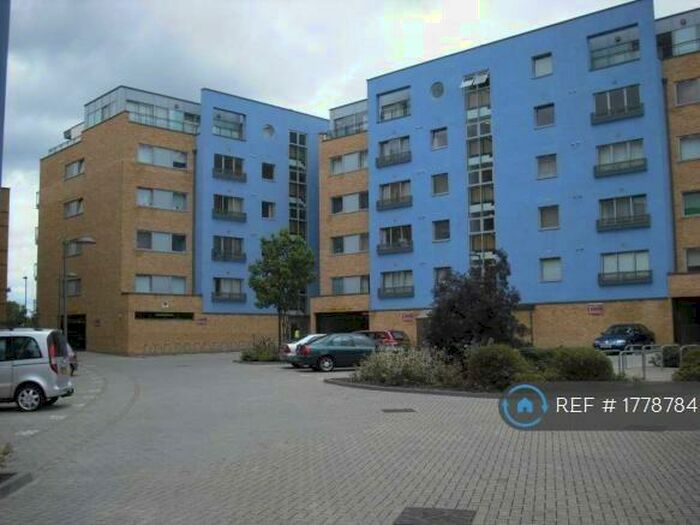 1 Bedroom Flat To Rent In Miles Close, London, SE28