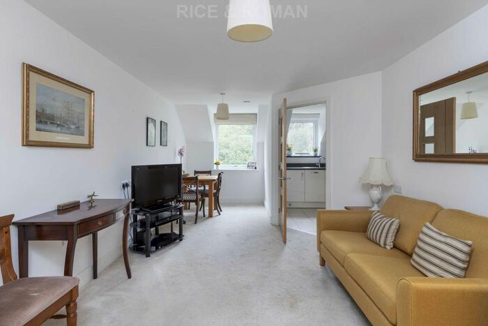 1 Bedroom Flat To Rent In London Road, Guildford, GU1