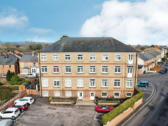 1 Bedroom Flat For Sale In Chamberlain House, Richmond Road, Taunton - No Onward Chain!, TA1