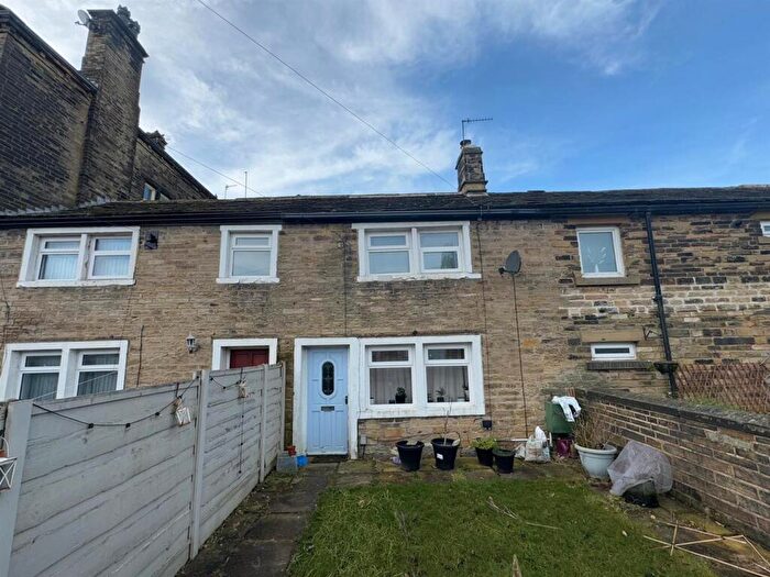 1 Bedroom Terraced House To Rent In Dracup Road, Bradford, BD7